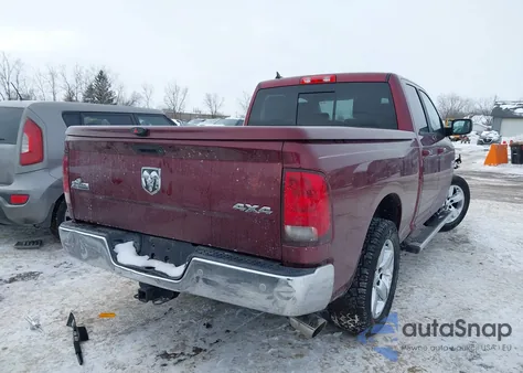 2018 Ram 1500 Big Horn 4X4 6'4 Box z USA, uszkodzony, nr VIN 1C6RR7GG0JS229011